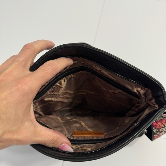 Montana West Black Crossbody Bag w/ Embroidered Strap - Picture 3 of 6